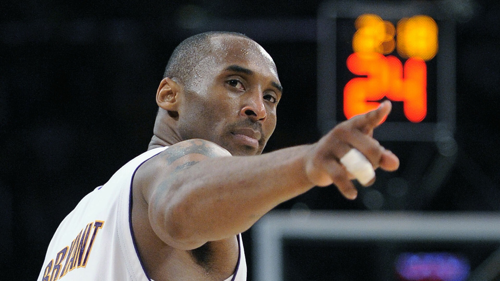 争冠形势 争冠形势