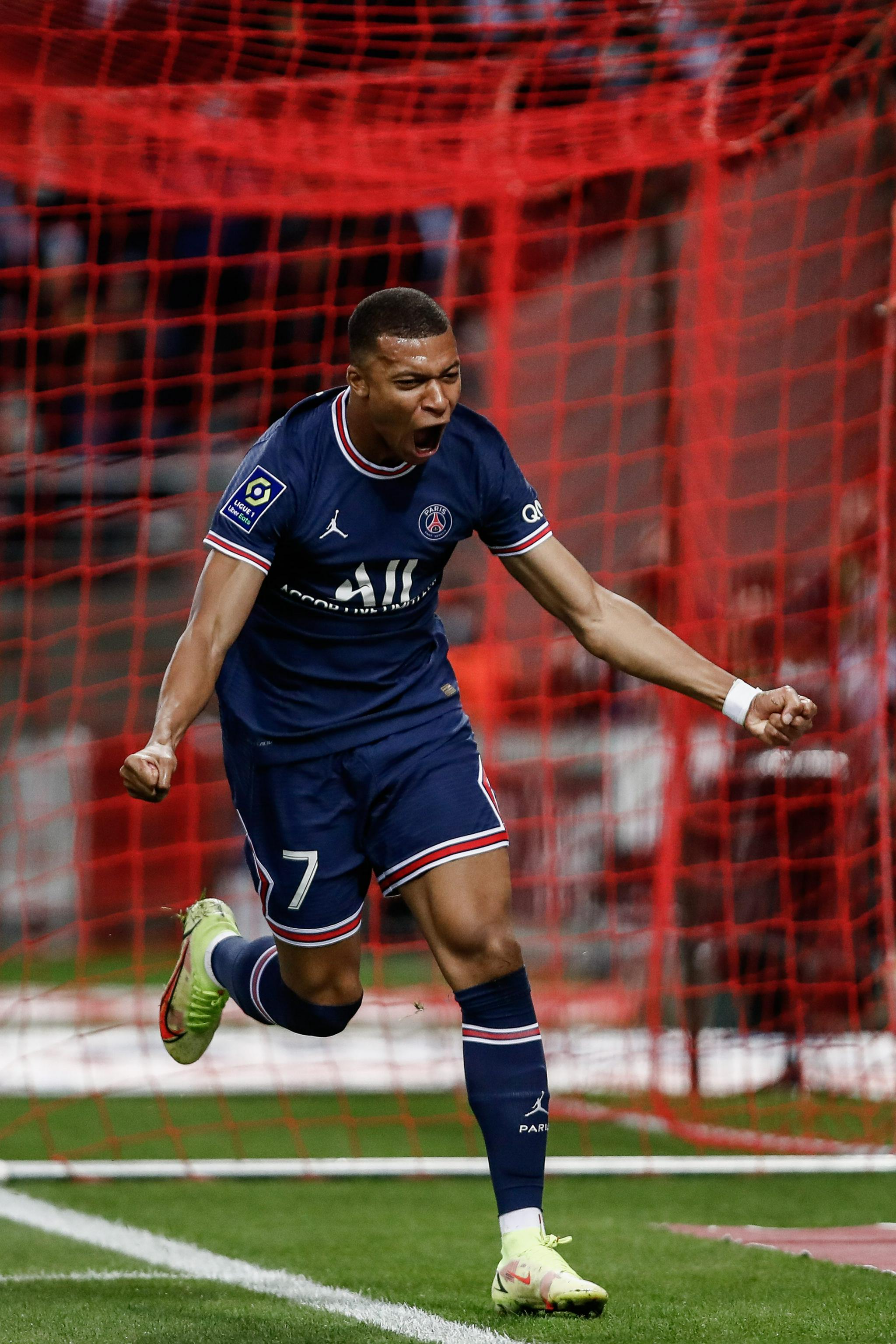 把比赛拉回 把比赛拉回